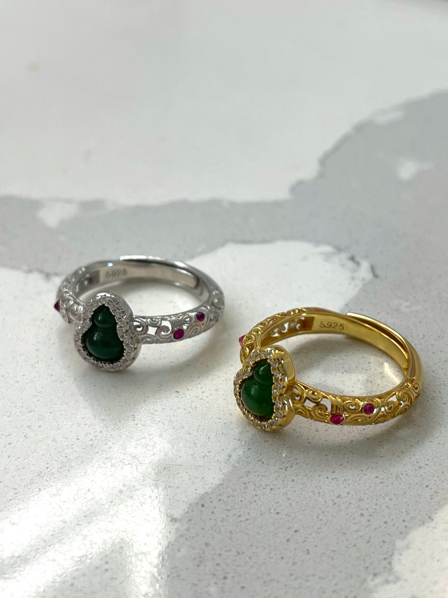 Nephrite Hulu Jade Ring
