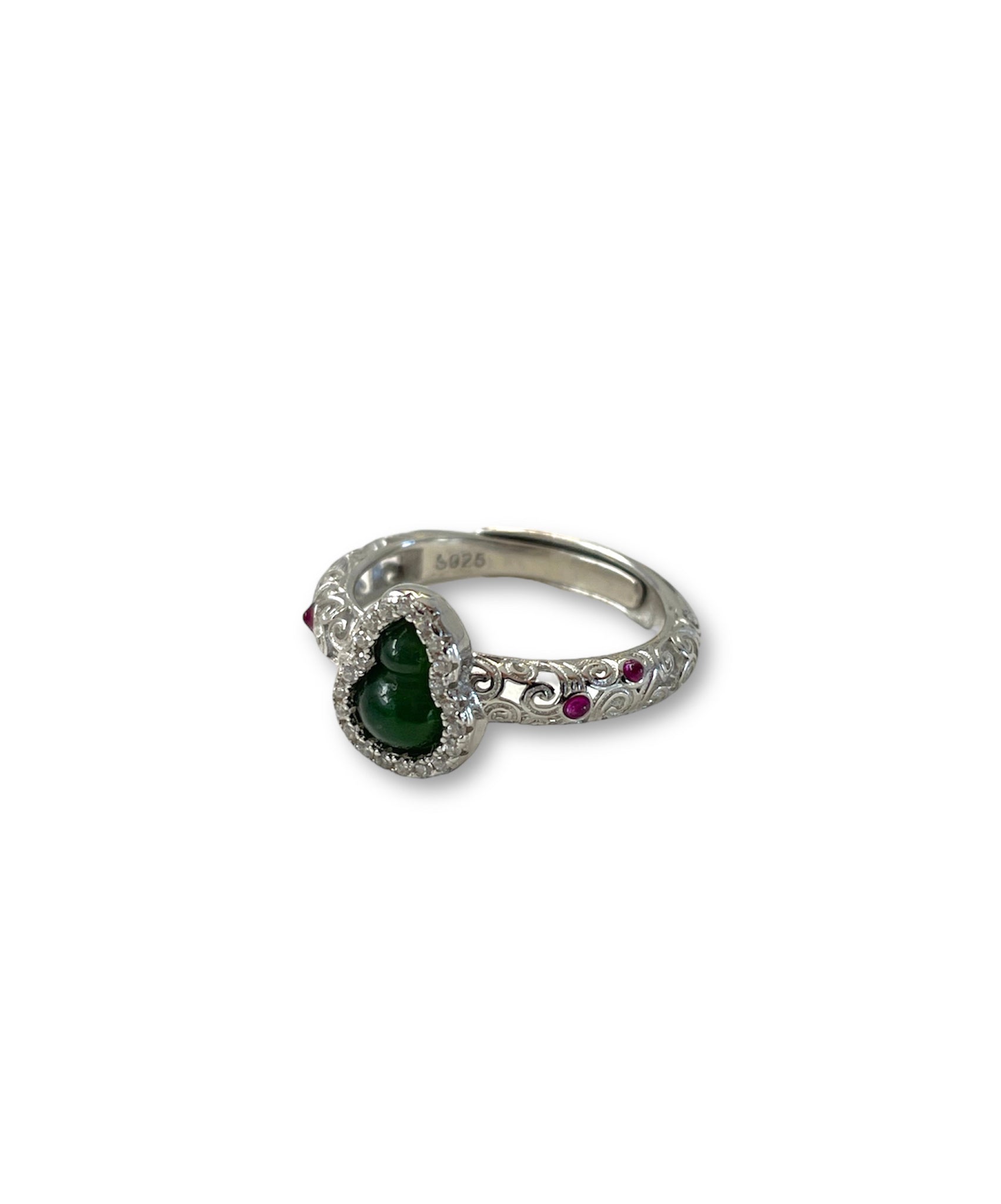 Nephrite Hulu Jade Ring