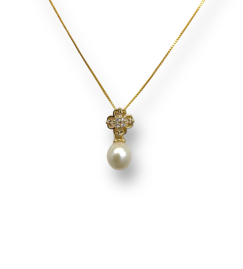 Esther Pearl Necklace