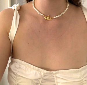 Vivvy Freshwater Pearl Necklace